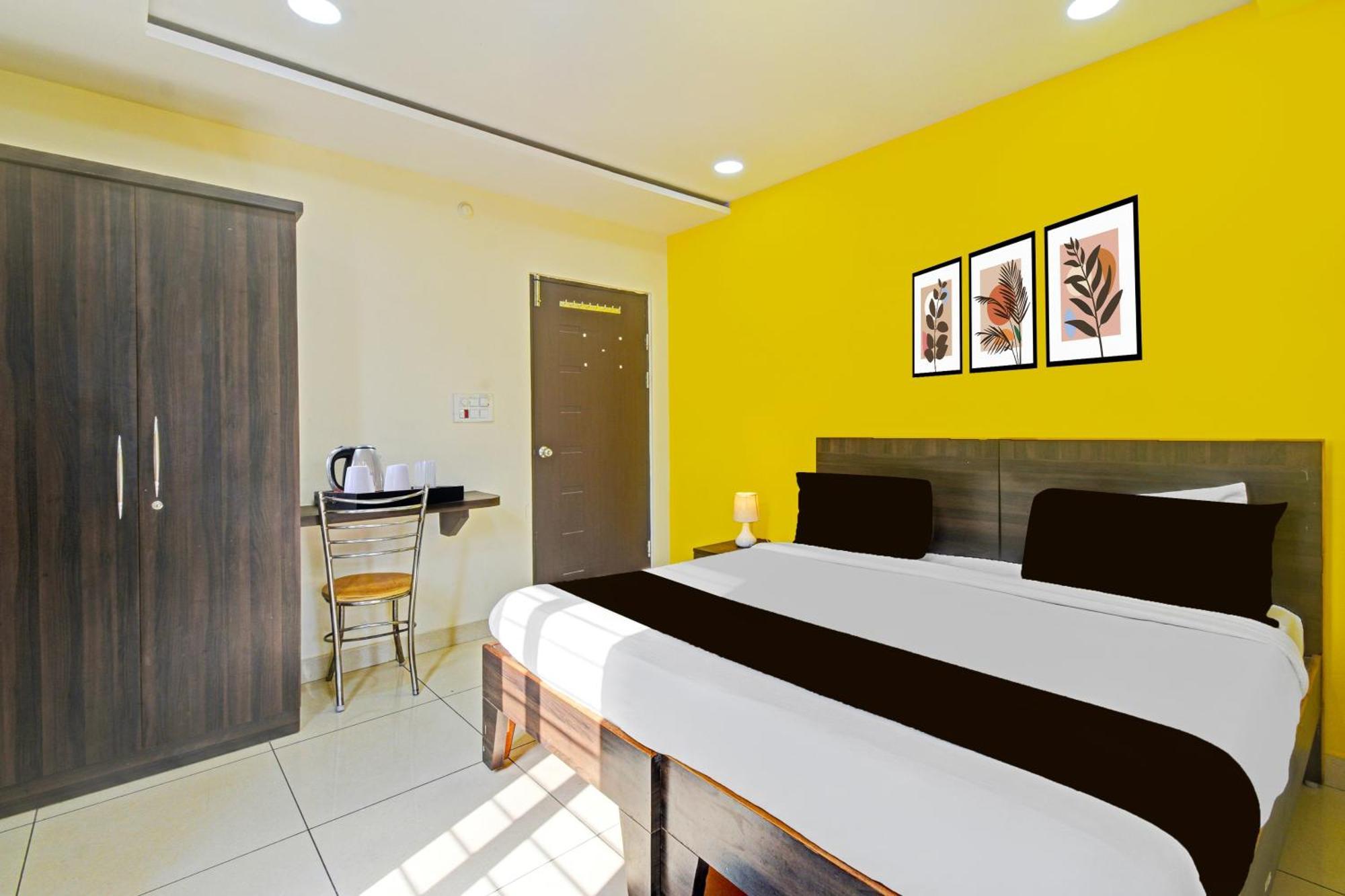 Treebo Trip Hotel Dunes Inn Kondapur (Telangana) Exterior foto